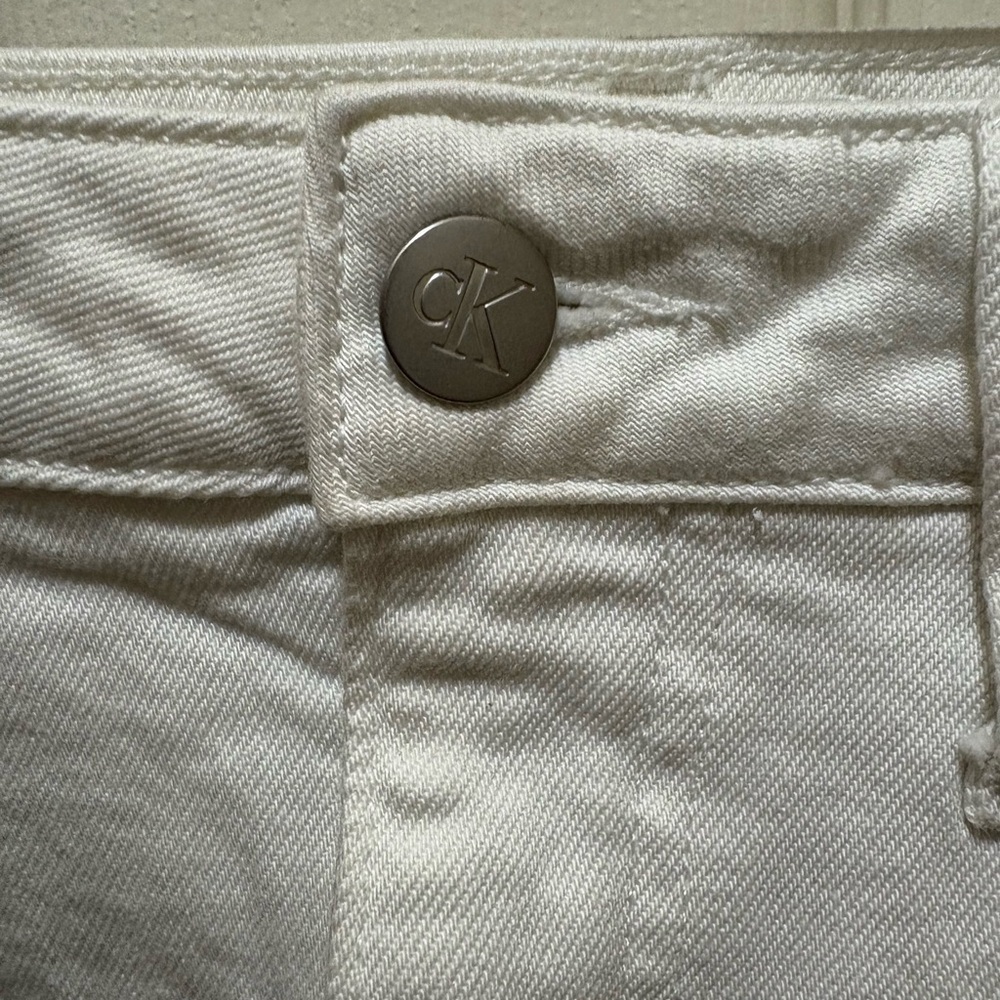 Calvin Klein Jeans Pride Collection High Rise White Denim Mini Skirt – W30 - Picture 3 of 15